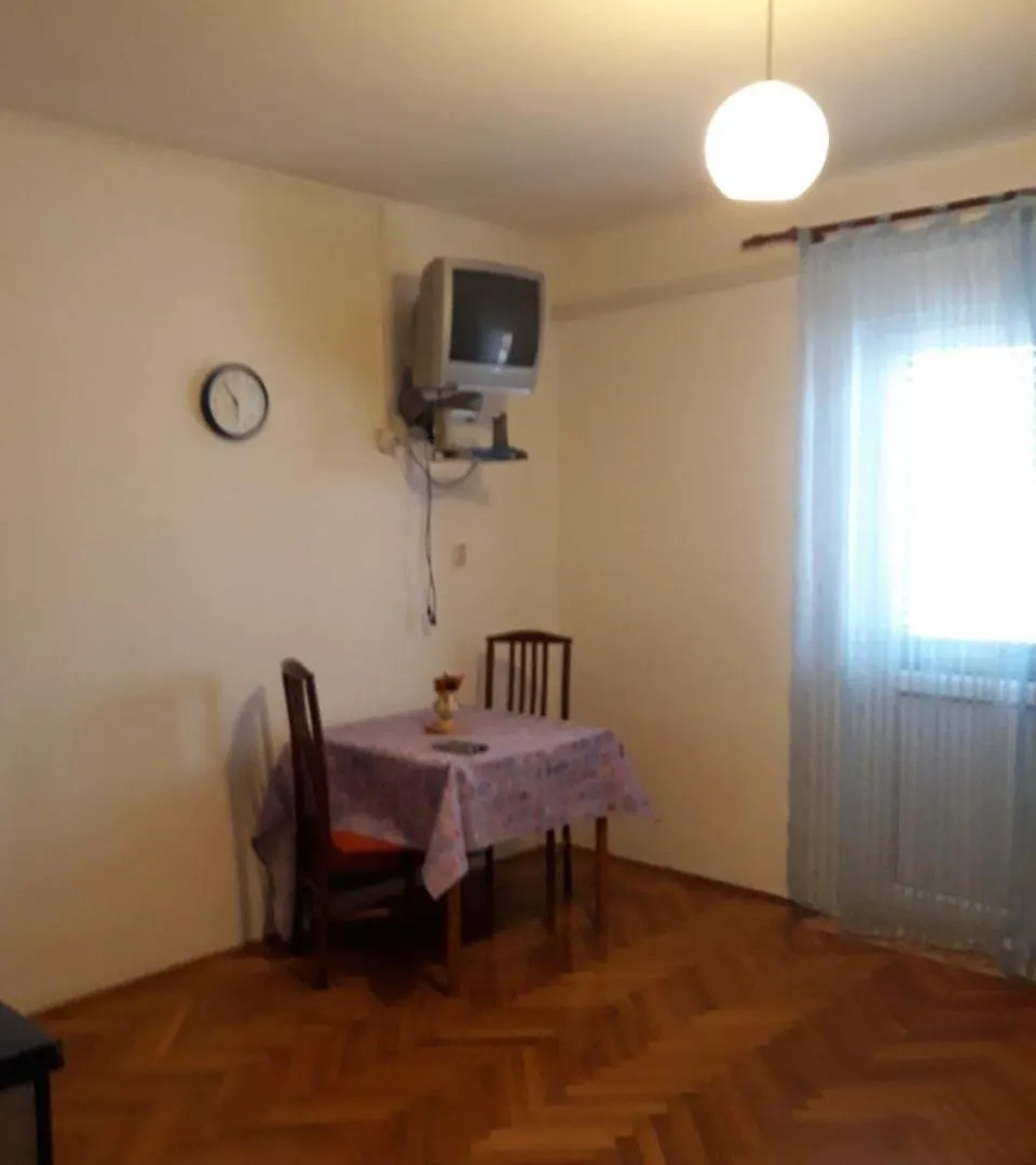 Apartments Ivo Pag Town
